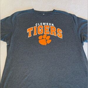 Clemson Tigers XL tshirt